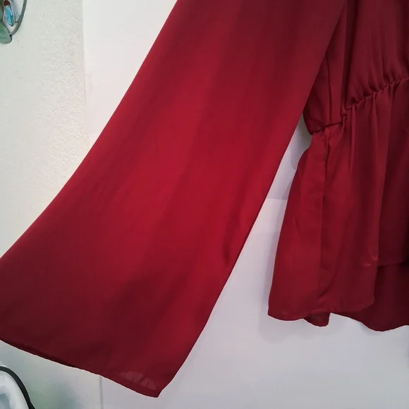 5/$10⚪️Forever 21 Red Burgundy Tie-Front Blouse - Picture 5 of 7